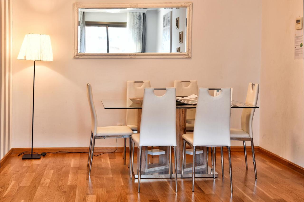 Wonderstays Apartamentos La Estacion Малага Экстерьер фото