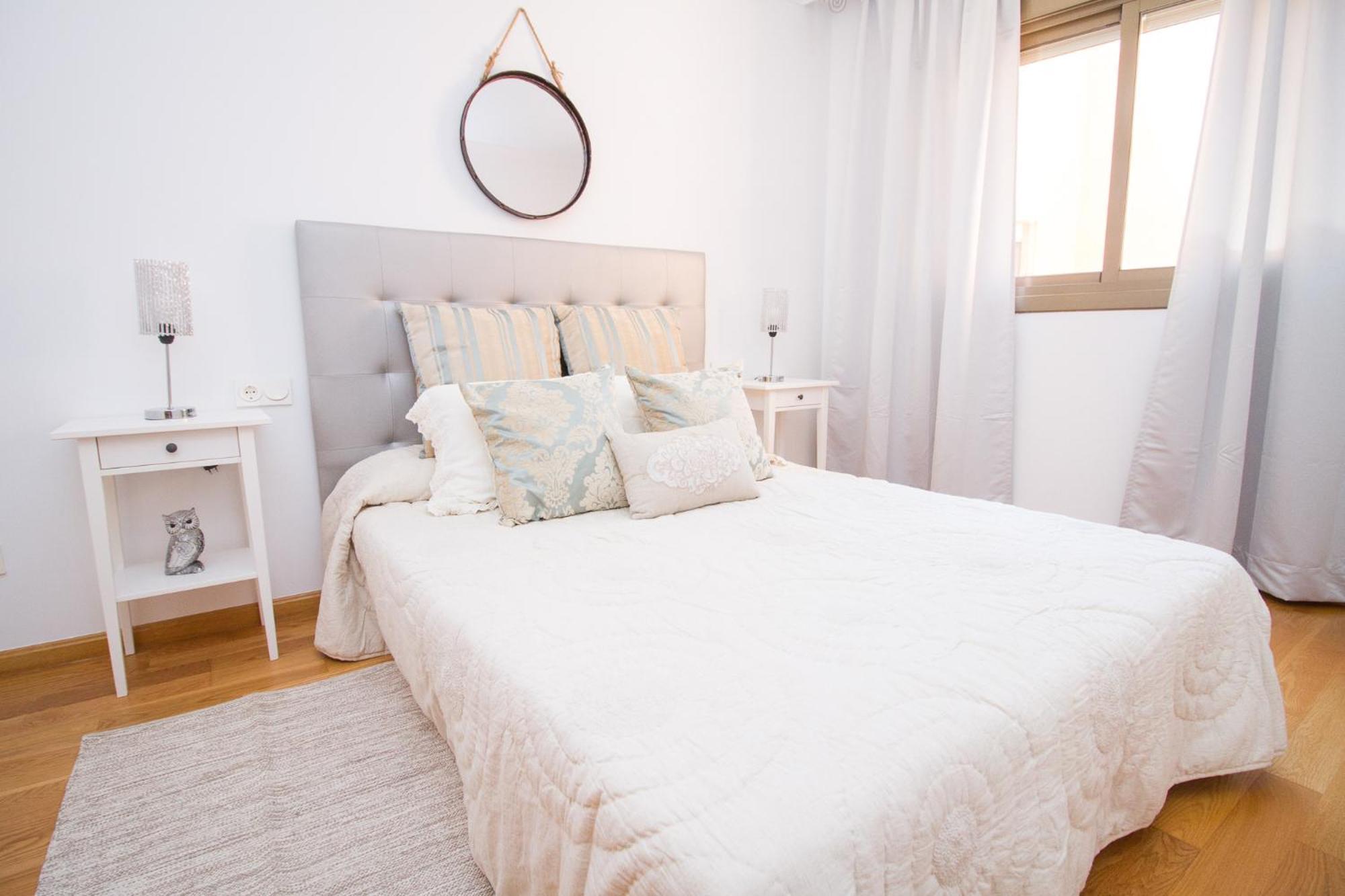Wonderstays Apartamentos La Estacion Малага Экстерьер фото