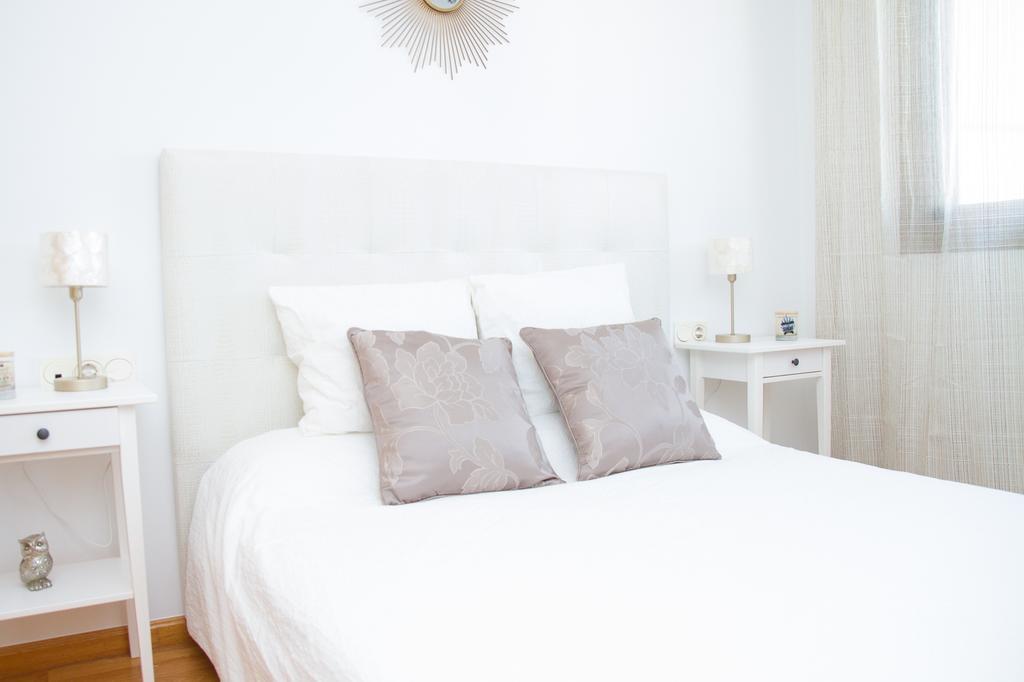 Wonderstays Apartamentos La Estacion Малага Экстерьер фото
