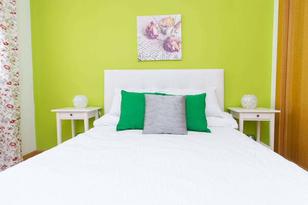 Wonderstays Apartamentos La Estacion Малага Экстерьер фото