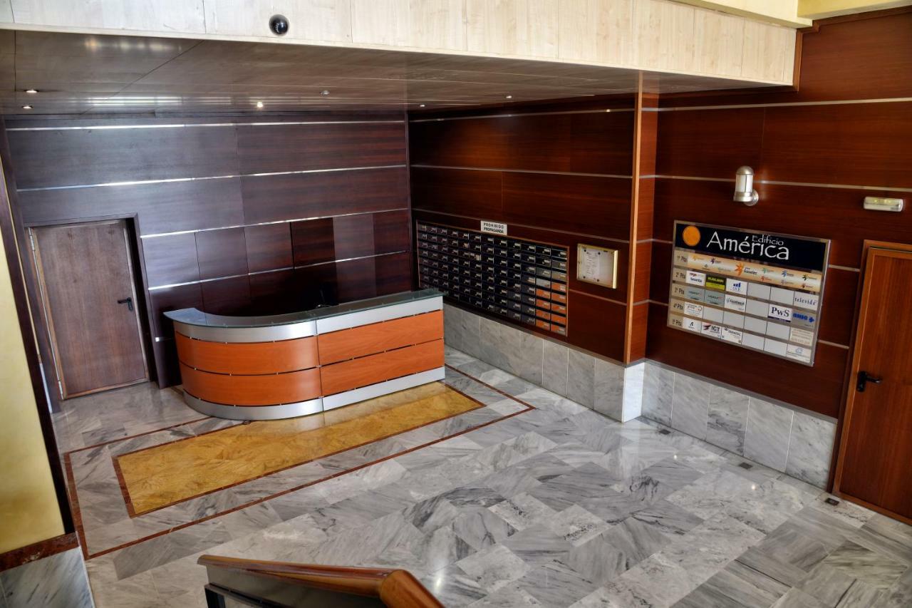Wonderstays Apartamentos La Estacion Малага Экстерьер фото