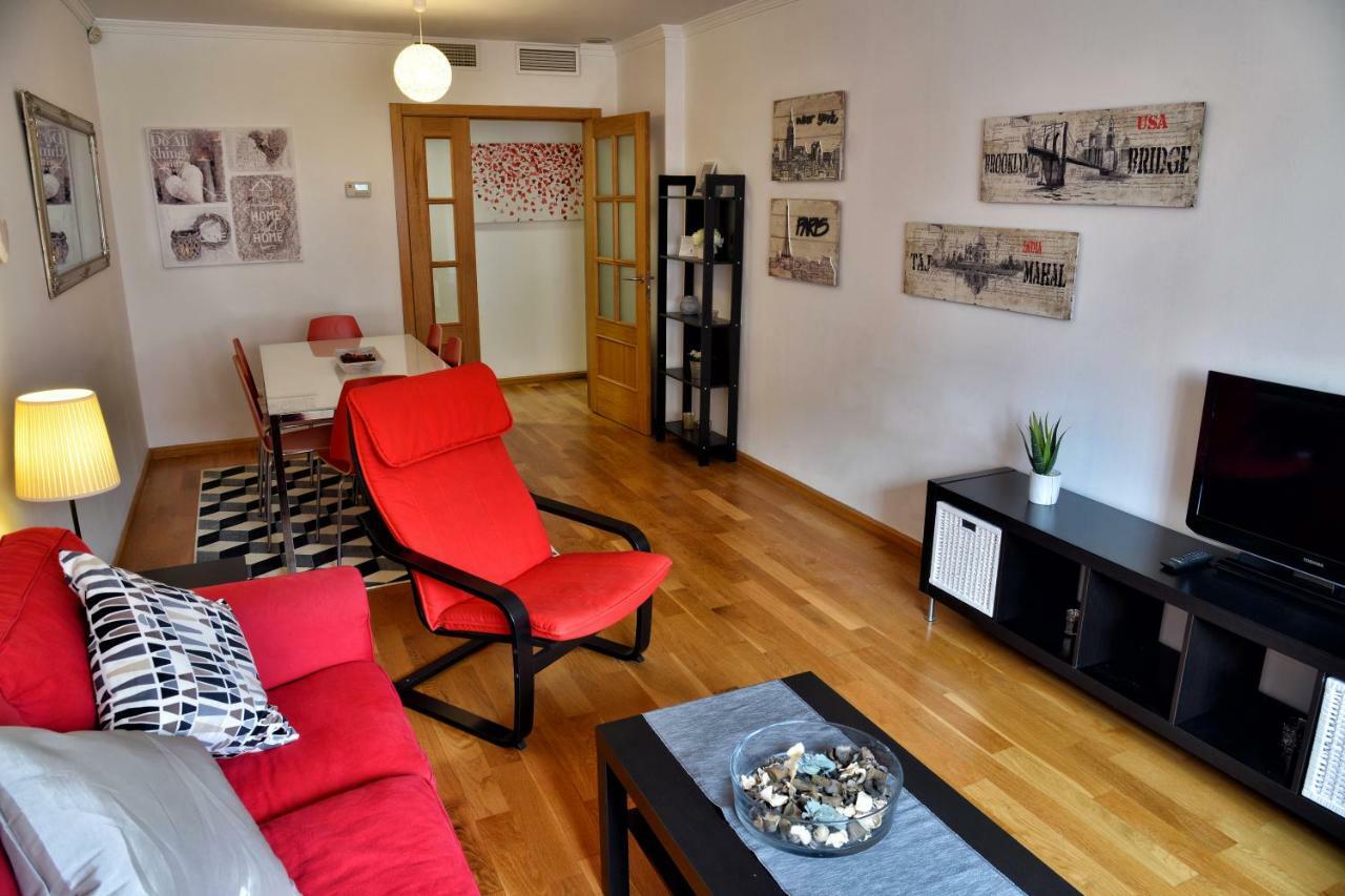 Wonderstays Apartamentos La Estacion Малага Экстерьер фото